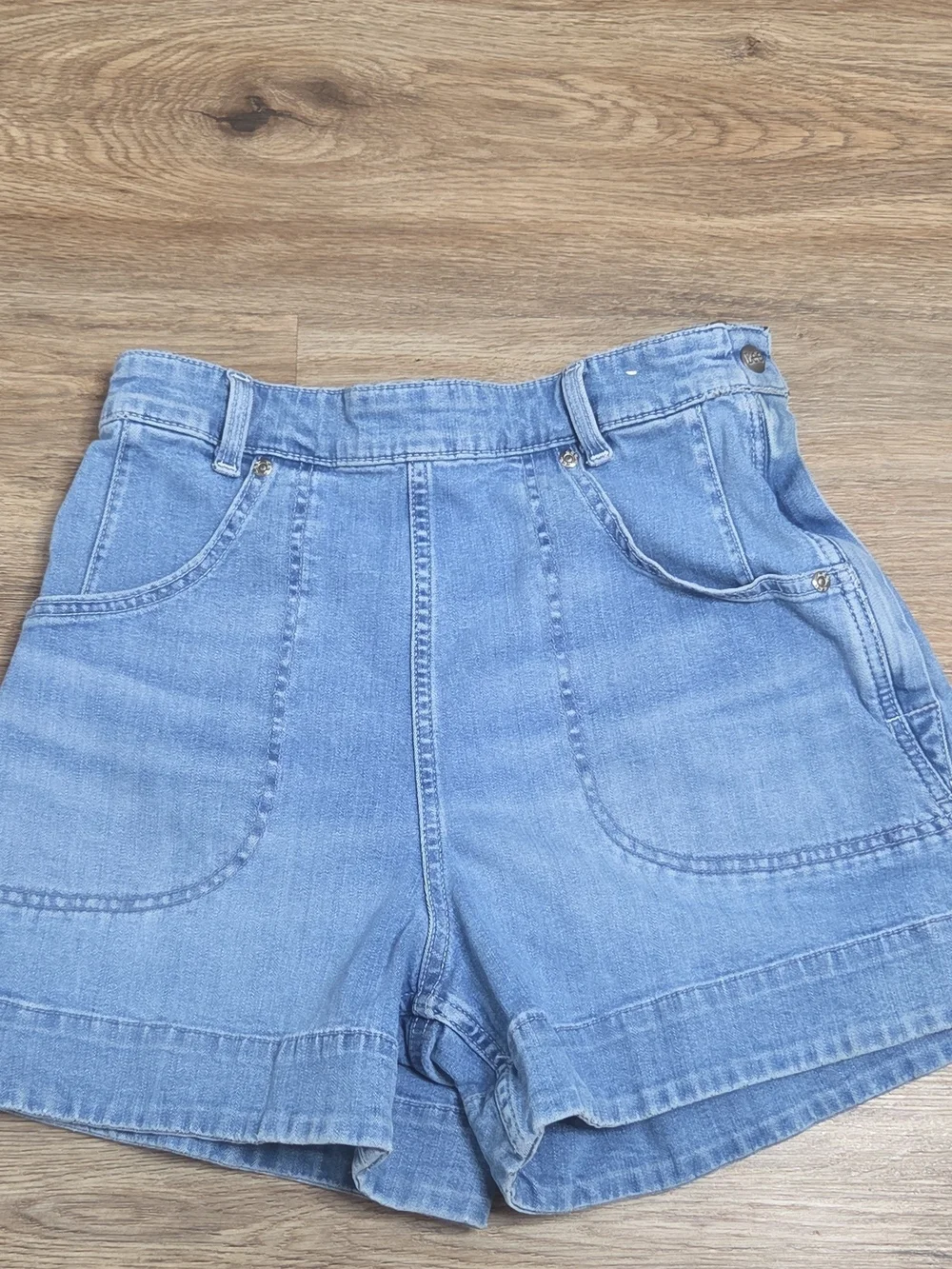 Lee Light Wash Denim Shorts for Women